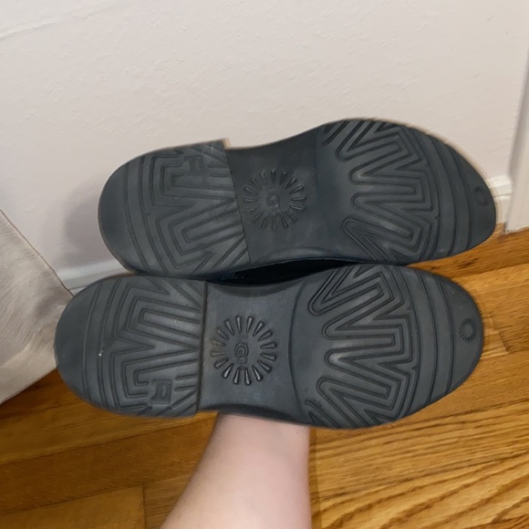 Black Ugg booties - Picture 3 of 7